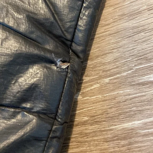 Patagonia mens XL black puffer zip up jacket - Picture 4 of 5